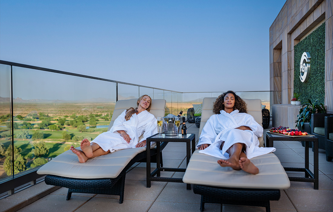 1100X700 Spa Balcony 2W