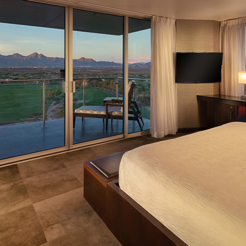 1120X640 Executive 2